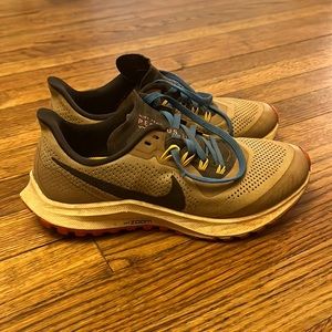 6.5 Women’s Nike Pegasus 36 Trail